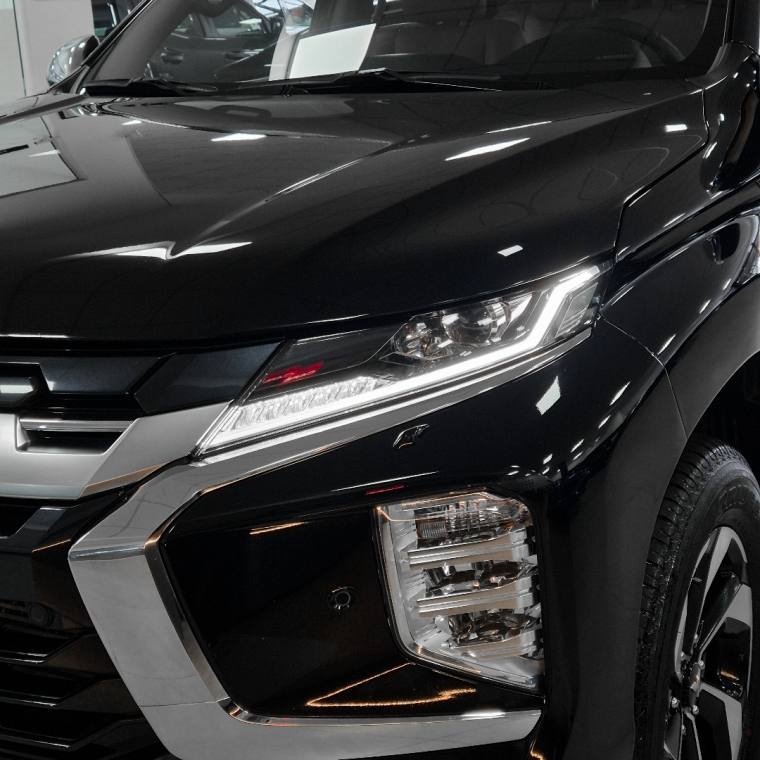 Mitsubishi PAJERO SPORT 2.4 16V MIVEC TURBO DIESEL HPE-S AWD AUTOMÁTICO 2024/2025