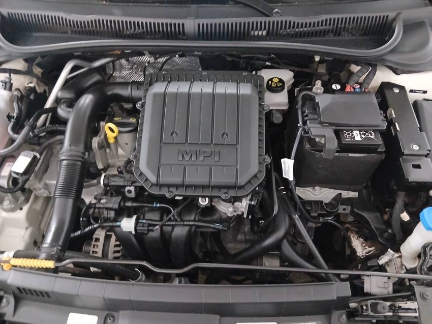 Volkswagen POLO 1.0 MPI TRACK MANUAL