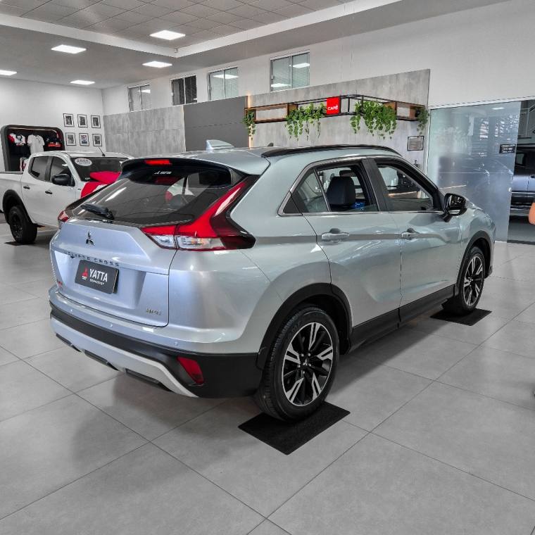 Mitsubishi ECLIPSE CROSS 1.5 MIVEC TURBO GASOLINA HPE CVT 2022/2023