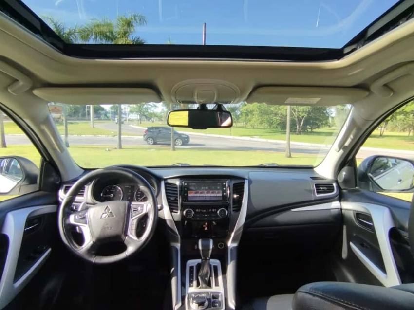 Mitsubishi PAJERO SPORT 2.4 16V MIVEC TURBO DIESEL HPE AWD AUTOMÁTICO