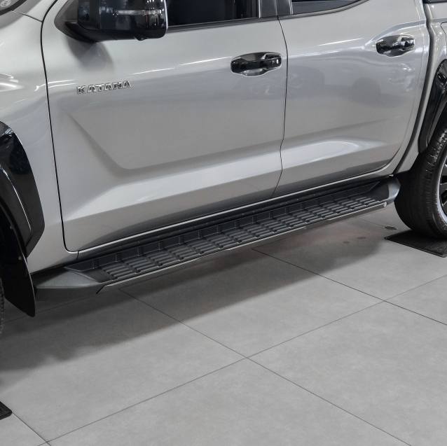 Mitsubishi TRITON 2.4 BITURBO DIESEL CD KATANA 4X4 AUTOMÁTICO 2025/2026