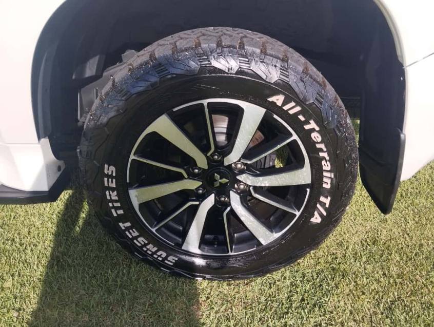 Mitsubishi PAJERO SPORT 2.4 16V MIVEC TURBO DIESEL HPE AWD AUTOMÁTICO