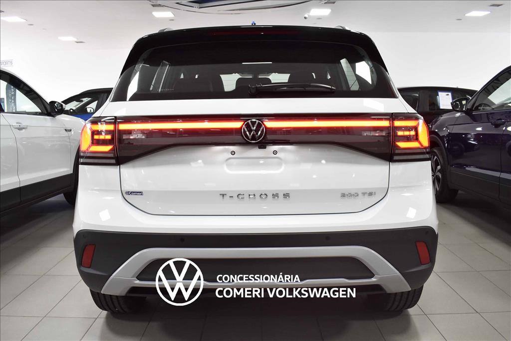 2027 VOLKSWAGEN T-CROSS 1.0 200 TSI TOTAL FLEX COMFORTLINE AUTOMÁTICO