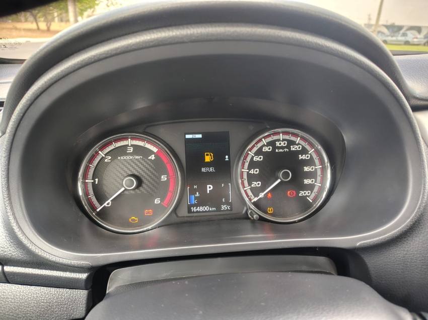 Mitsubishi L200 TRITON 2.4 16V TURBO DIESEL SPORT HPE CD 4P 4X4 AUTOMÁTICO