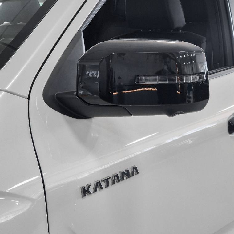 Mitsubishi TRITON 2.4 BITURBO DIESEL CD KATANA 4X4 AUTOMÁTICO 2025/2026