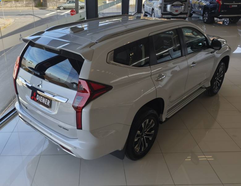 Mitsubishi PAJERO SPORT HPE-S 2.4 DIESEL 4X4 AUT 2024