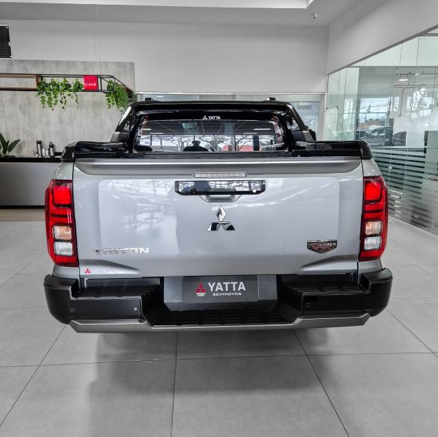 Mitsubishi TRITON 2.4 BITURBO DIESEL CD KATANA 4X4 AUTOMÁTICO 2025/2026