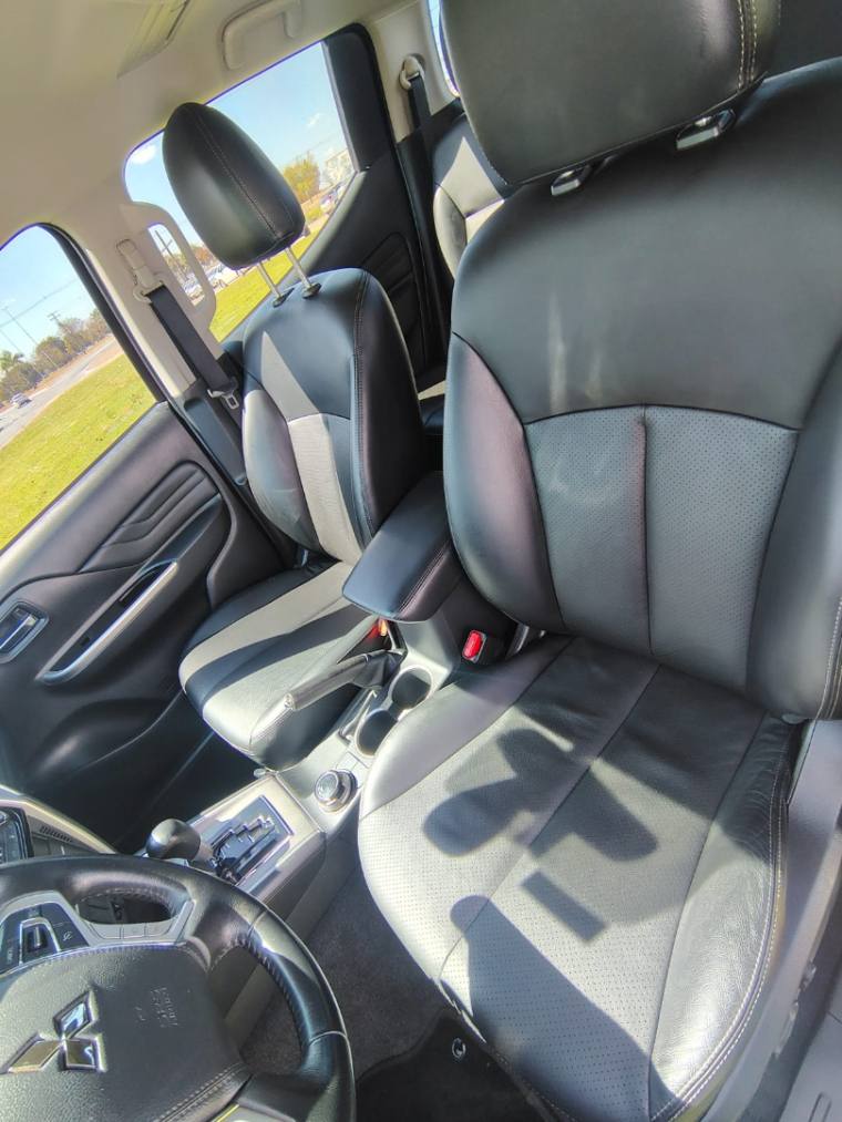 Mitsubishi L200 TRITON 2.4 16V TURBO DIESEL SPORT HPE CD 4P 4X4 AUTOMÁTICO