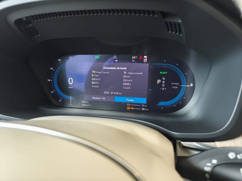 VOLVO XC 60 T8 PLUS HÍBRIDO 2024