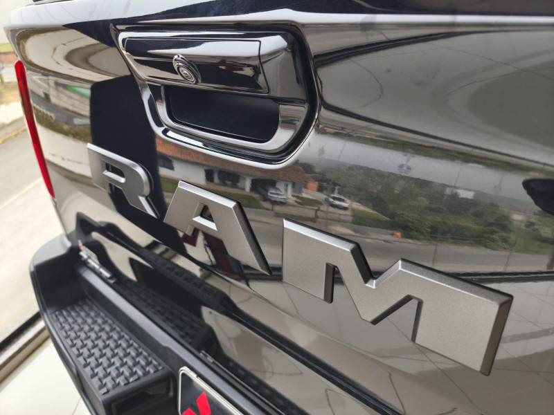 RAMPAGE REBEL 2.0 DIESEL 4X4 AUT 2024