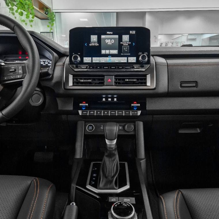 Mitsubishi TRITON 2.4 BITURBO DIESEL CD KATANA 4X4 AUTOMÁTICO 2026/2027