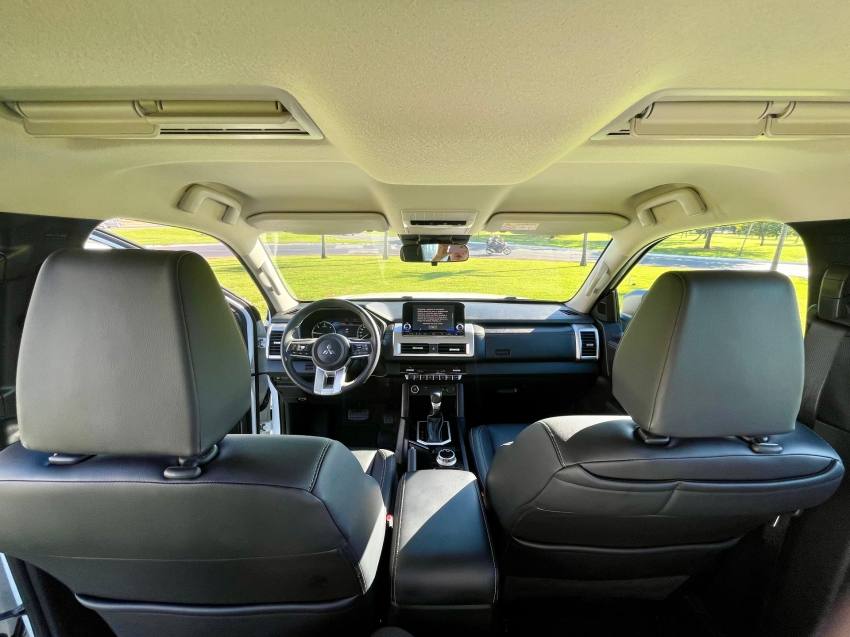 Mitsubishi TRITON 2.4 BITURBO DIESEL CD HPE 4X4 AUTOMÁTICO