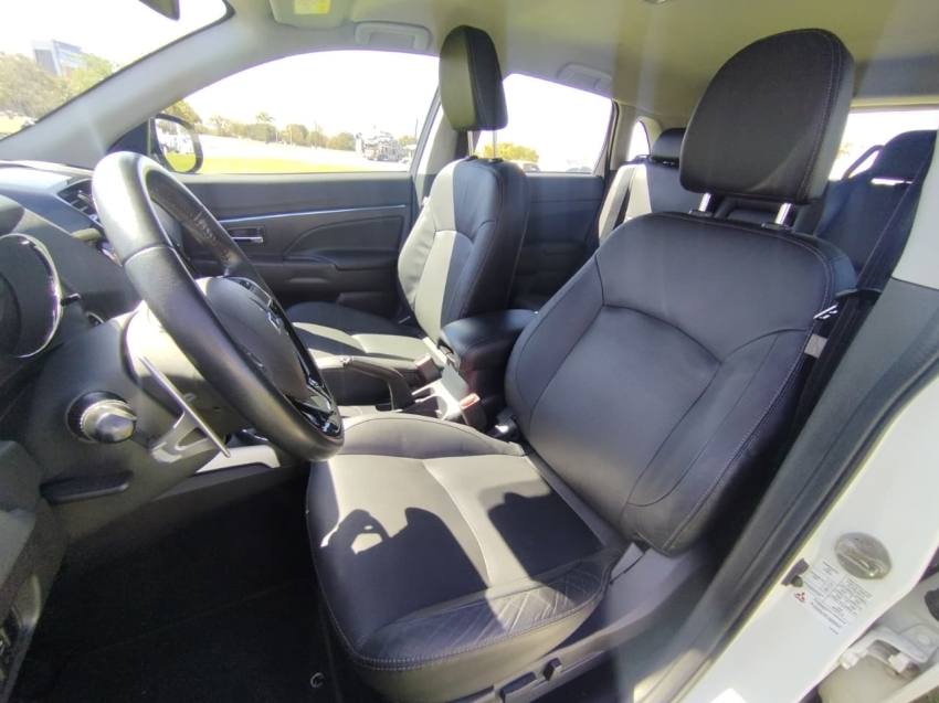 Mitsubishi OUTLANDER SPORT 2.0 MIVEC FLEX HPE AUTOMÁTICO