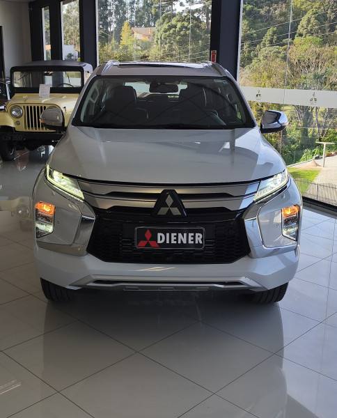 Mitsubishi PAJERO SPORT HPE-S 2.4 DIESEL 4X4 AUT 2024