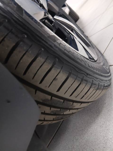 Volkswagen NIVUS 1.0 200 TSI TOTAL FLEX HIGHLINE AUTOMÁTICO