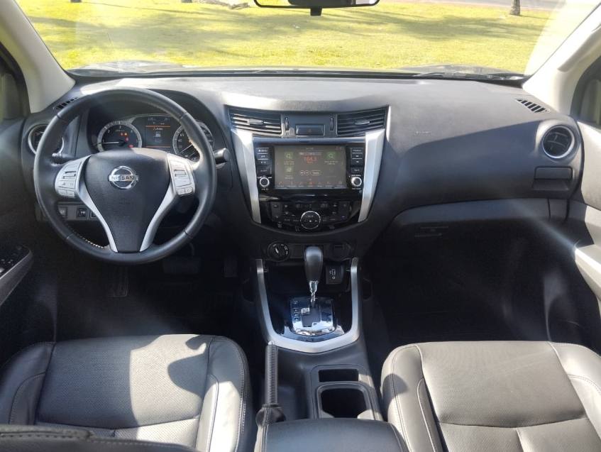 Nissan FRONTIER 2.3 16V TURBO DIESEL LE CD 4X4 AUTOMÁTICO