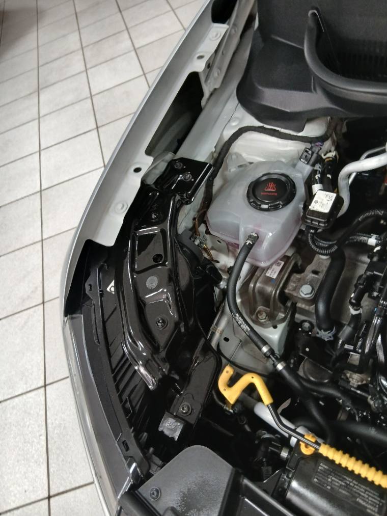 Volkswagen T-CROSS 1.0 200 TSI TOTAL FLEX COMFORTLINE AUTOMÁTICO