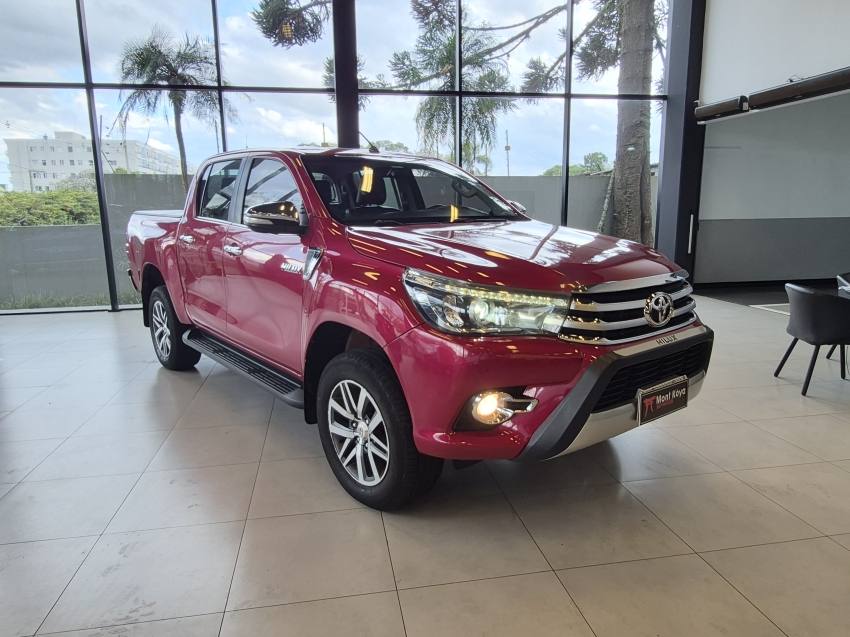Toyota HILUX 2.8 SRX 4X4 CD 16V DIESEL 4P AUTOMÁTICO 2016/2017