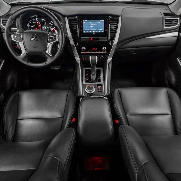 Mitsubishi PAJERO SPORT 2.4 16V MIVEC TURBO DIESEL HPE-S AWD AUTOMÁTICO 2023/2024