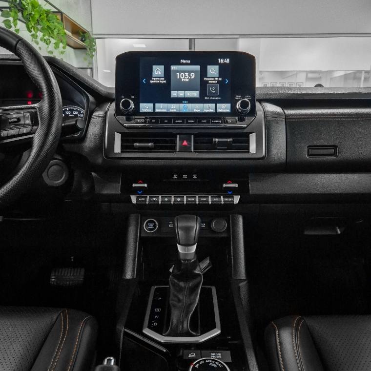 Mitsubishi TRITON 2.4 BITURBO DIESEL CD KATANA 4X4 AUTOMÁTICO 2025/2026