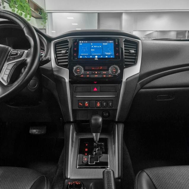Mitsubishi L200 TRITON 2.4 16V TURBO DIESEL SPORT HPE-S CD 4P 4X4 AUTOMÁTICO 2023/2024