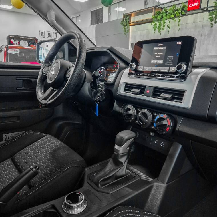Mitsubishi TRITON 2.4 BITURBO DIESEL CD GLS 4X4 AUTOMÁTICO 2026/2027