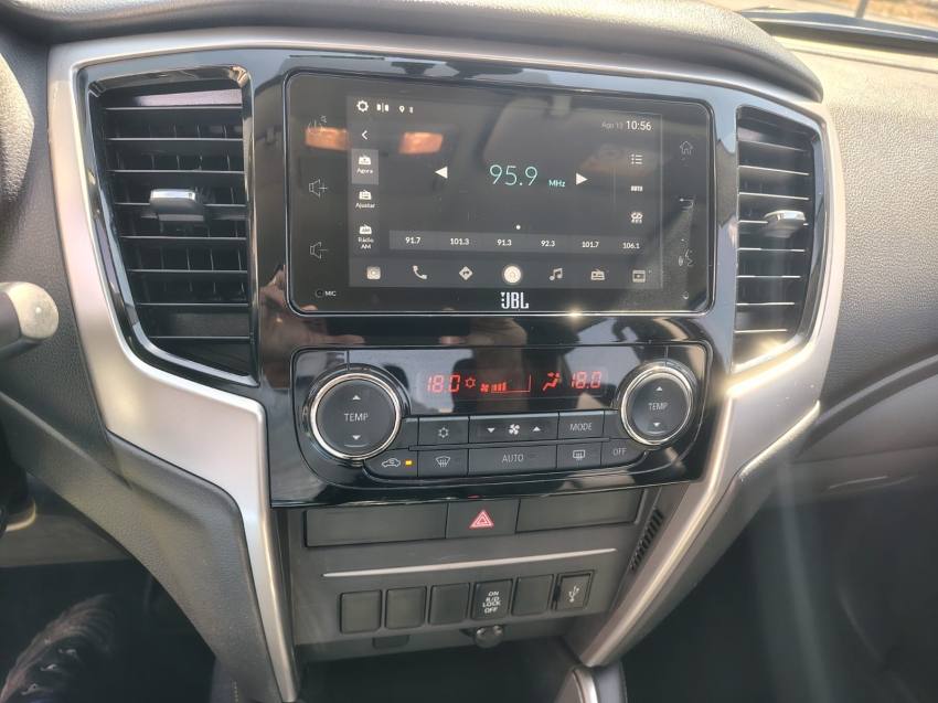 Mitsubishi L200 TRITON 2.4 16V TURBO DIESEL SPORT HPE CD 4P 4X4 AUTOMÁTICO