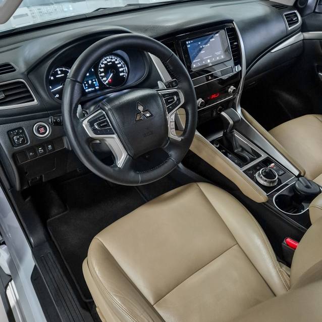 Mitsubishi PAJERO SPORT 2.4 16V MIVEC TURBO DIESEL HPE AWD AUTOMÁTICO 2023/2024