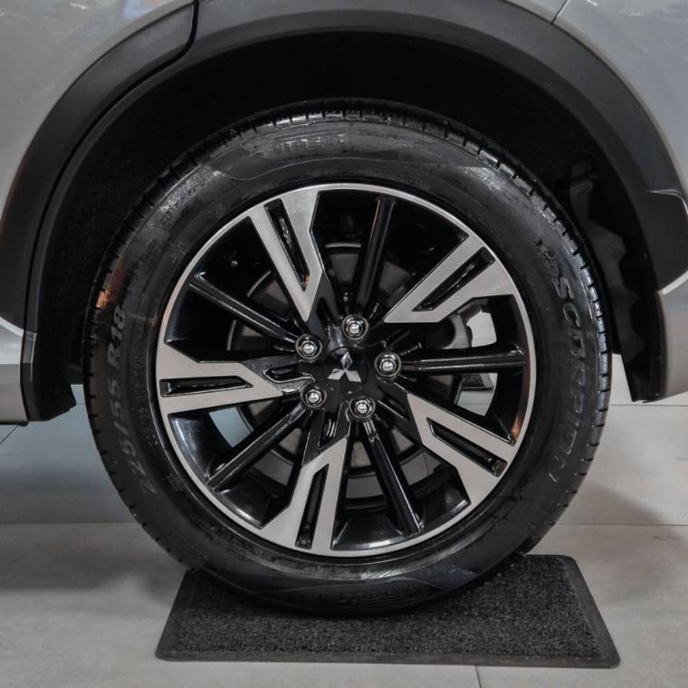Mitsubishi ECLIPSE CROSS 1.5 MIVEC TURBO GASOLINA HPE CVT 2025/2026