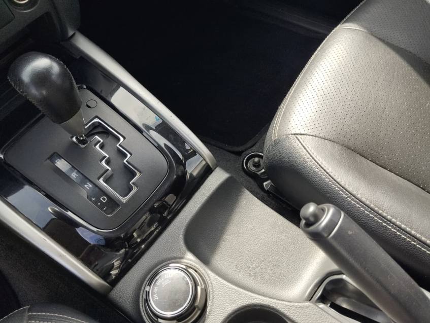 Mitsubishi L200 TRITON 2.4 16V TURBO DIESEL SPORT HPE CD 4P 4X4 AUTOMÁTICO