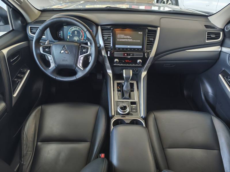 Mitsubishi PAJERO SPORT HPE-S 2.4 DIESEL 4X4 AUT 2024