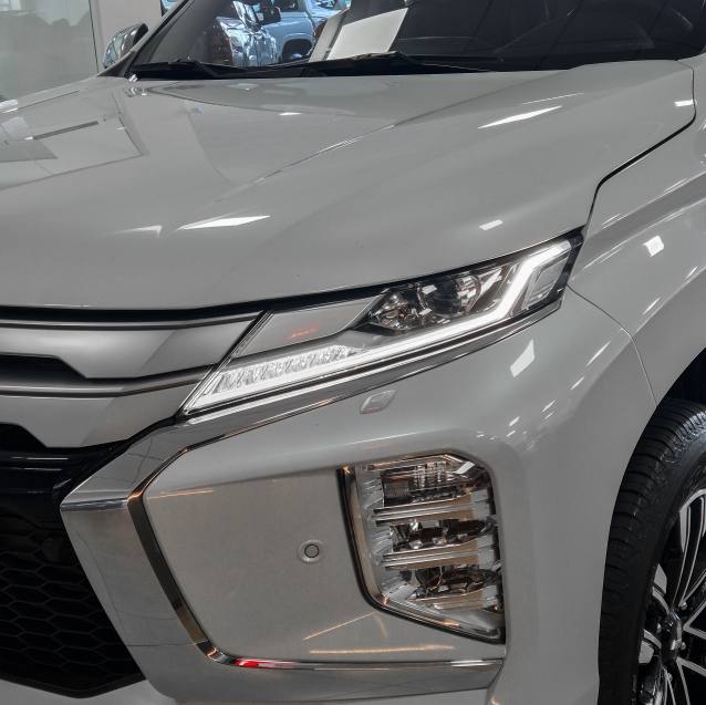 Mitsubishi PAJERO SPORT 2.4 16V MIVEC TURBO DIESEL HPE-S AWD AUTOMÁTICO 2023/2024
