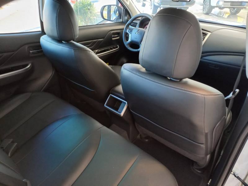 Mitsubishi L200 TRITON SPORT HPE-S 2.4 DIESEL 4X4 AUT 2025