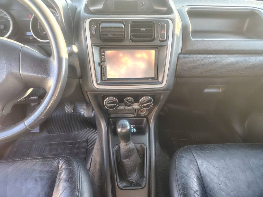 Mitsubishi PAJERO TR4 2.0 4X2 16V 140CV FLEX 4P MANUAL