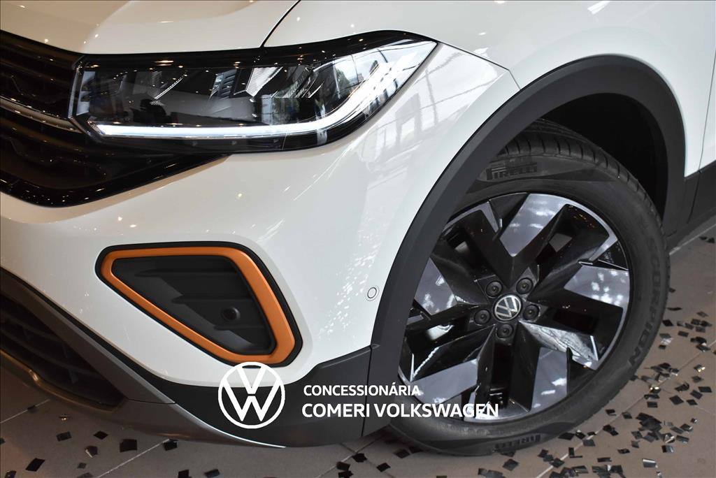 2027 VOLKSWAGEN T-CROSS 1.4 250 TSI TOTAL FLEX EXTREME AUTOMÁTICO