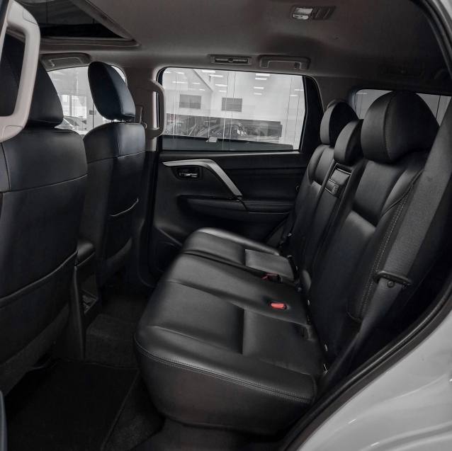 Mitsubishi PAJERO SPORT 2.4 16V MIVEC TURBO DIESEL HPE-S AWD AUTOMÁTICO 2023/2024