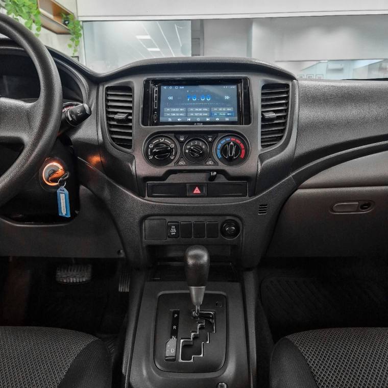 Mitsubishi L200 TRITON 2.4 16V TURBO DIESEL SPORT GLS CD 4P 4X4 AUTOMÁTICO 2023/2024