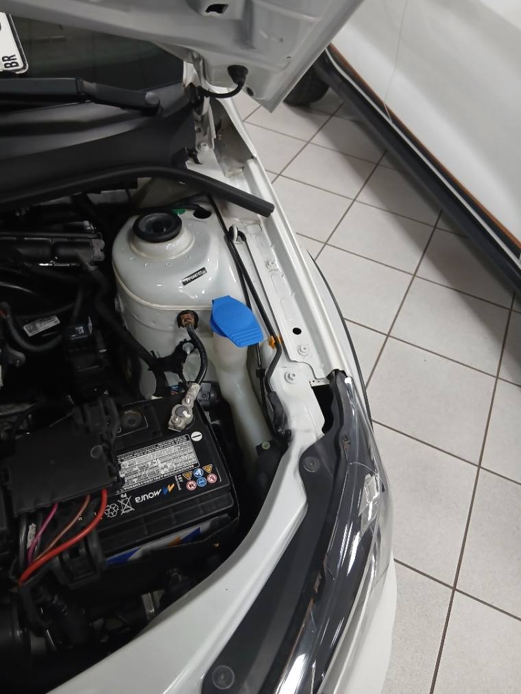 Volkswagen SAVEIRO 1.6 MSI TRENDLINE CS 16V FLEX 2P MANUAL