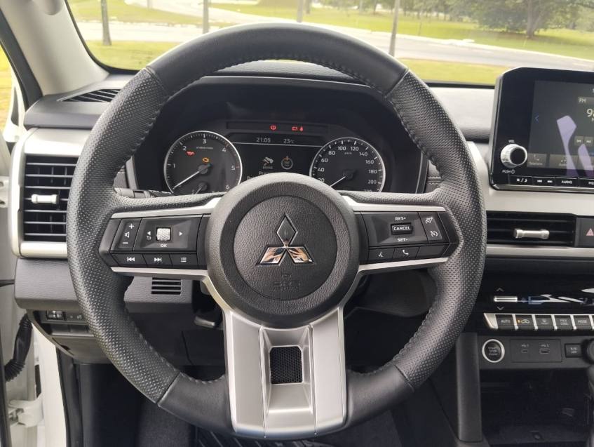 Mitsubishi TRITON 2.4 BITURBO DIESEL CD HPE 4X4 AUTOMÁTICO