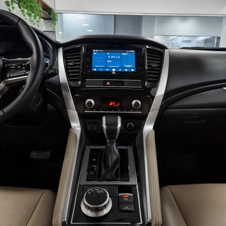 Mitsubishi PAJERO SPORT 2.4 16V MIVEC TURBO DIESEL HPE-S AWD AUTOMÁTICO 2024/2025