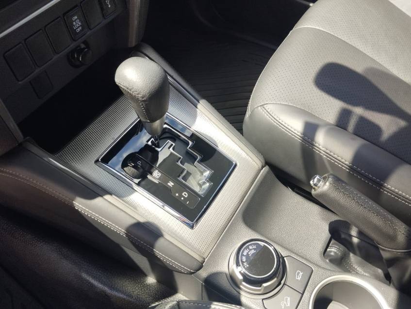 Mitsubishi L200 TRITON 2.4 16V TURBO DIESEL SPORT SAVANA CD 4P 4X4 AUTOMÁTICO