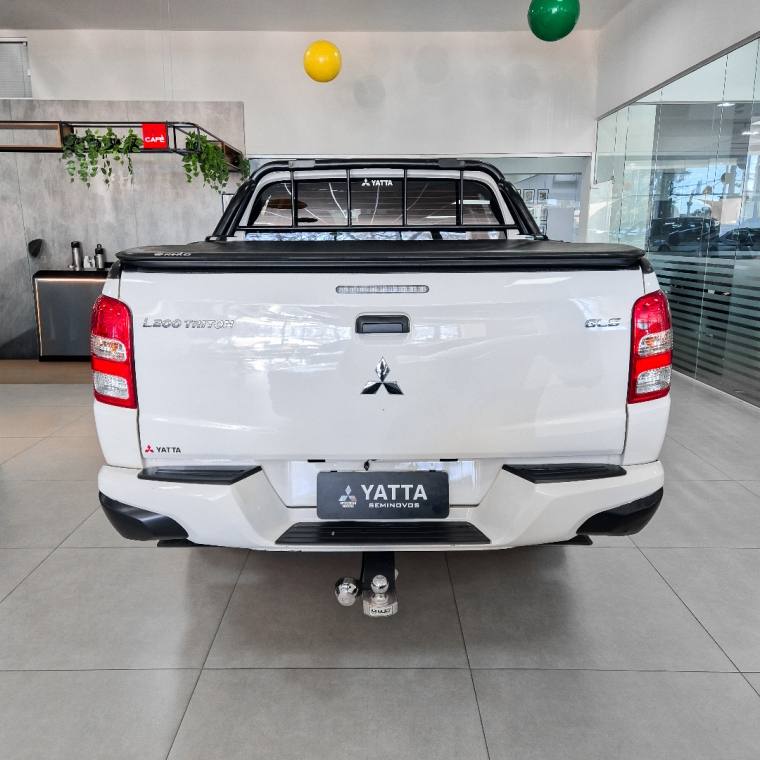 Mitsubishi L200 TRITON 2.4 16V TURBO DIESEL SPORT GLS CD 4P 4X4 AUTOMÁTICO 2023/2024