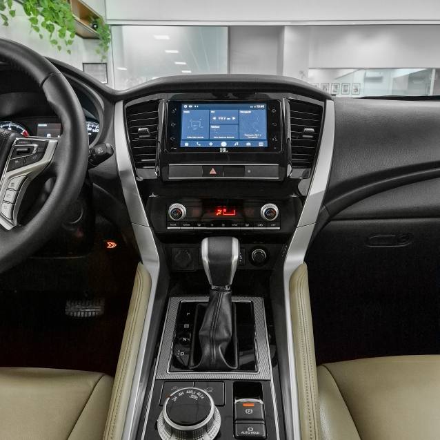 Mitsubishi PAJERO SPORT 2.4 16V MIVEC TURBO DIESEL HPE AWD AUTOMÁTICO 2023/2024