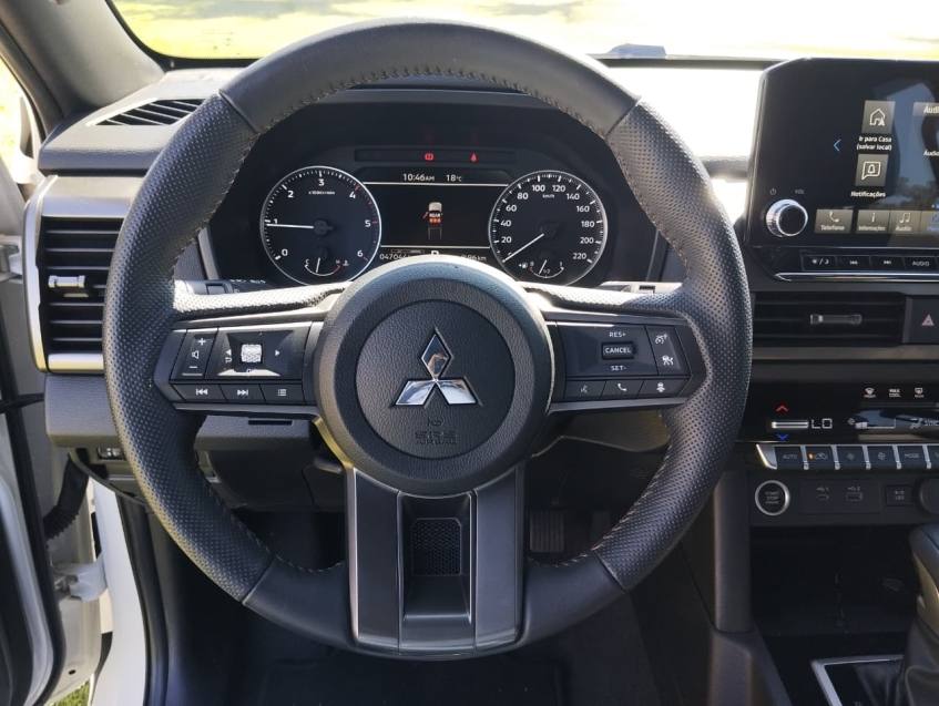 Mitsubishi TRITON 2.4 BITURBO DIESEL CD KATANA 4X4 AUTOMÁTICO